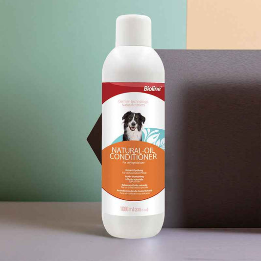 Natural Plant Essence Dog Coat Conditioner - Large Bottle Professional Dog Hair Conditioner for Soft Shiny Detangling, Gentle No-Stimulus, Long-Lasting Fragrance, Vet Recommended for All Breeds - Pawembrace.com