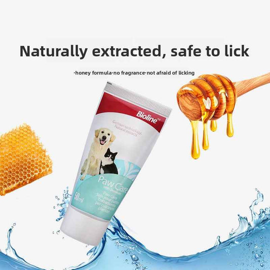 Natural Plant-Based Paw Balm for Cats & Dogs - Repairs Cracked Paw Pads, Deep Moisturizing & Soothing, Relieves Itch & Inflammation, Prevents Infection, Gentle Non-Irritating, Vet Recommended - Pawembrace.com